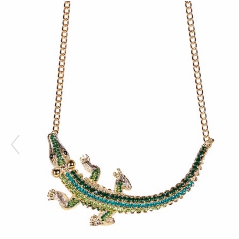 Eye Candy Los Angeles - Gator 🐊 Necklace 🎉HP🎊